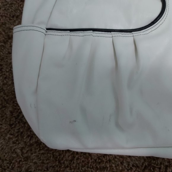 Miche Demi Bag + 5 Additional Straps & 9 Shells - Picture 7 of 16